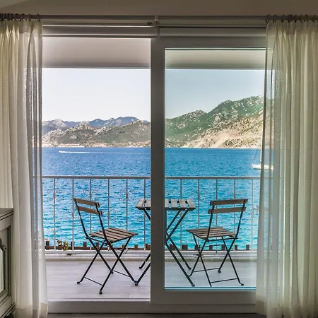 Losta Sahil Evi 2 (adults Only) Selimiye